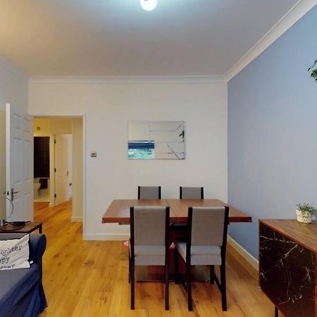 Lovely 2-Bedroom Flat Near Highgate Лондон Екстериор снимка
